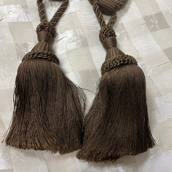 Curtains, shower curtain and tassel pullbacks - Picture 3 of 6